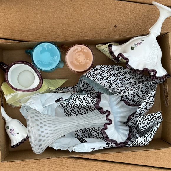 VTG FENTON creamer pitcher set blue & pink overlay EUC displayed no damage 50’s - Picture 5 of 5